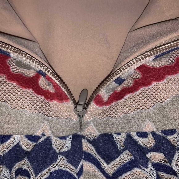 BCBG-MaxAzria Fleur Drop Waist Dress Size 10 - Picture 4 of 8